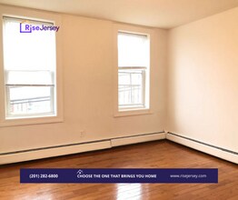 21 E 17th St in Bayonne, NJ - Building Photo - Building Photo