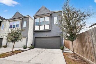 314 Neyland St in Houston, TX - Foto de edificio - Building Photo