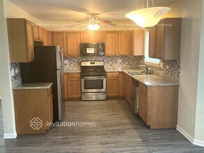 6801 Desert Dr in Plainfield, IL - Building Photo - Building Photo