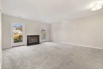 12 Edgewood Green Ct in Annapolis, MD - Building Photo - Building Photo