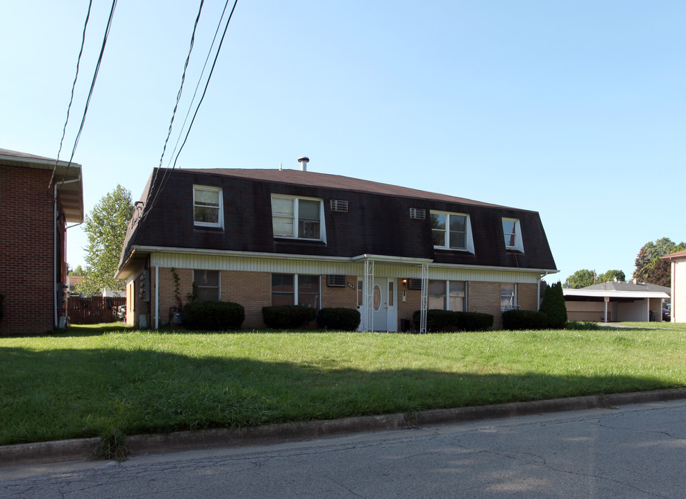 865 Cook Ave in Boardman, OH - Foto de edificio