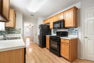 15204 Drusilla's Dr in Pflugerville, TX - Building Photo - Building Photo