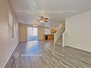 9334 Shawnee Mission Ave in Las Vegas, NV - Foto de edificio - Building Photo