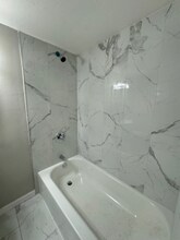 4020 N Scenic Hwy in Lake Wales, FL - Foto de edificio - Building Photo