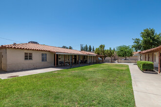 1402 & 1406 Whitton in Phoenix, AZ - Building Photo - Building Photo