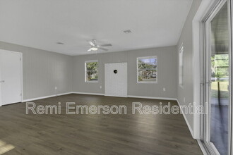14025 SE 54 Ct in Summerfield, FL - Building Photo - Building Photo
