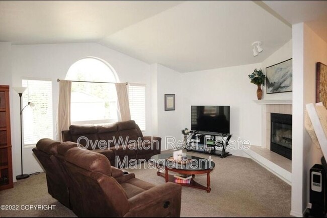 17925 Beaujolais Dr in Anchorage, AK - Building Photo - Building Photo