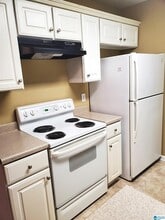 356 Rocky Ridge Cir in Helena, AL - Foto de edificio - Building Photo