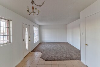 5108 Mt Hood Dr in El Paso, TX - Building Photo - Building Photo