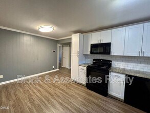 1019 Greenwich St in Raleigh, NC - Building Photo - Building Photo