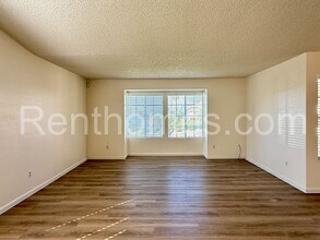 10005 Branford Rd in San Diego, CA - Building Photo - Building Photo