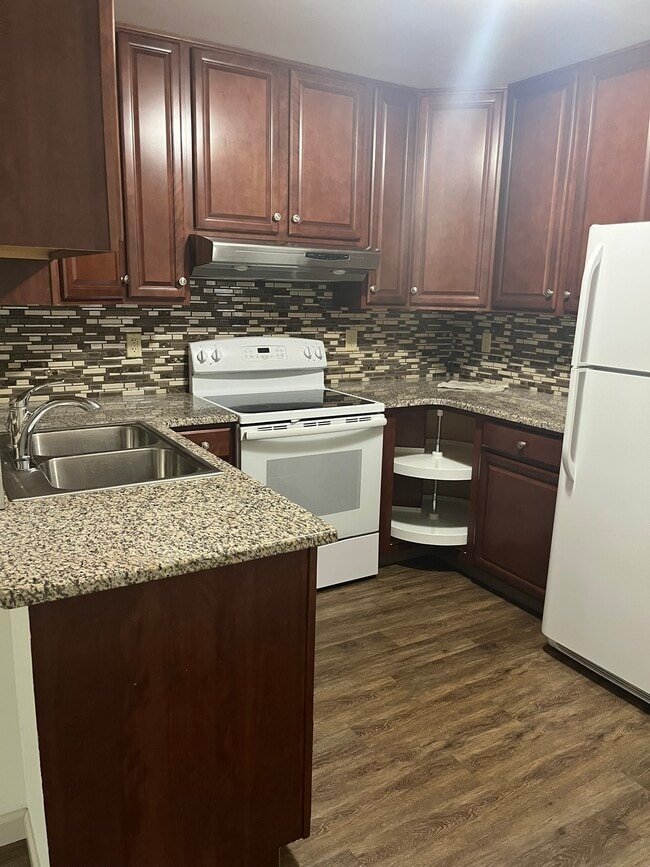 property at 3405 Sullivan Trl