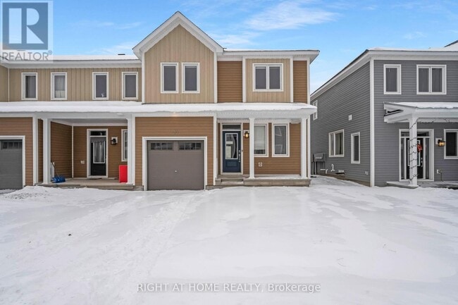 property at 30 Chasing Grv