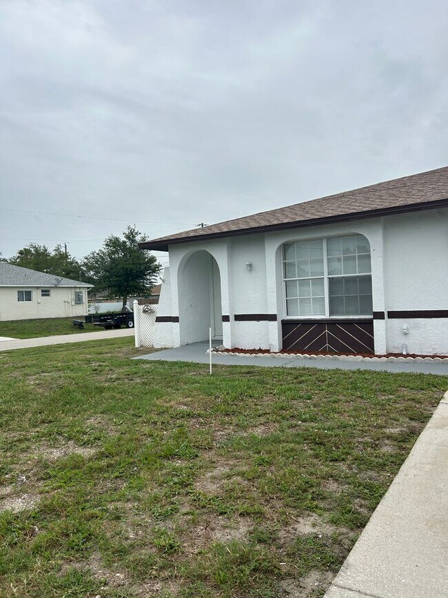 property at 1011 Andalusia Blvd