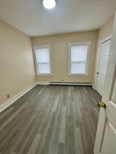 23 Endicott St in Worcester, MA - Building Photo - Building Photo