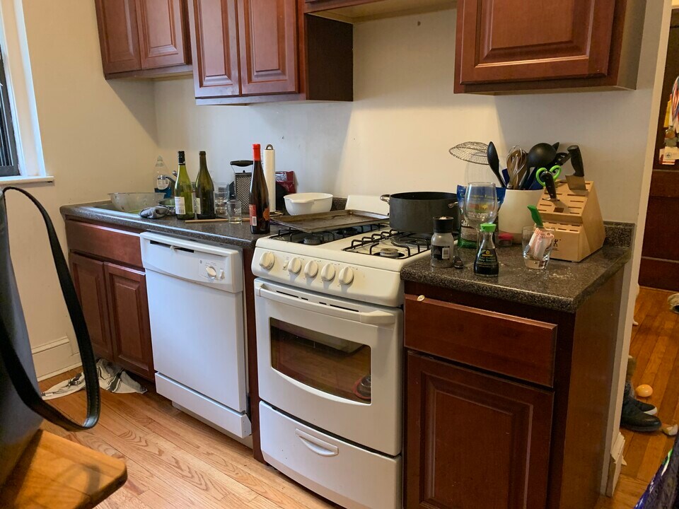 27 Saint Lukes Rd in Boston, MA - Building Photo