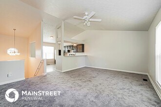 5727 Sundial Dr in Galloway, OH - Building Photo - Building Photo