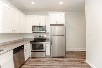 114 W 28th St in Norfolk, VA - Building Photo - Building Photo