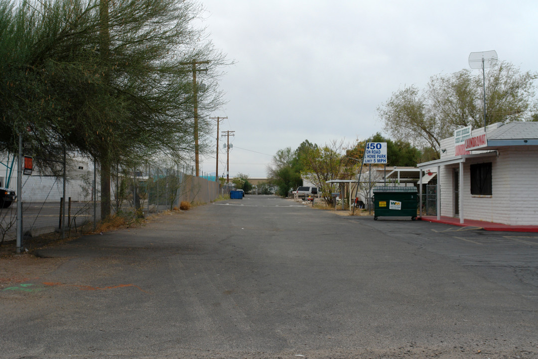 3450 E Milton Rd in Tucson, AZ - Building Photo