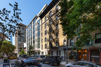 57 Thompson St in New York, NY - Building Photo - Building Photo