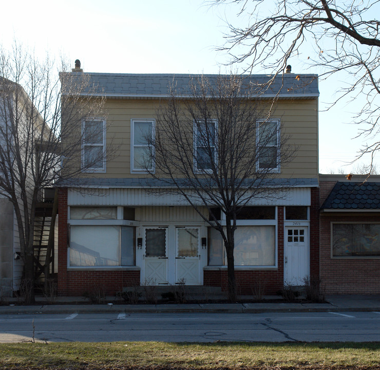 239-241 1/2 Superior St in Rossford, OH - Building Photo