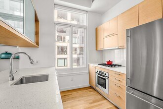 85 Adams St in Brooklyn, NY - Building Photo - Building Photo