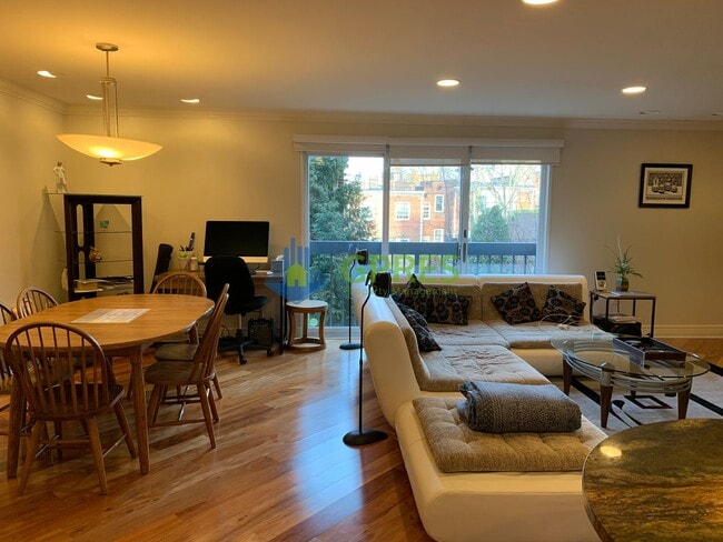 5425 Fifth Ave in Pittsburgh, PA - Building Photo - Building Photo