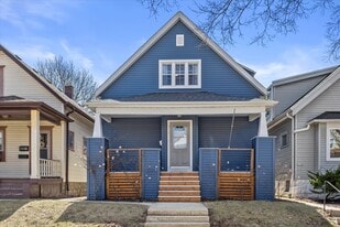 311 E Rosedale Ave in Milwaukee, WI - Building Photo