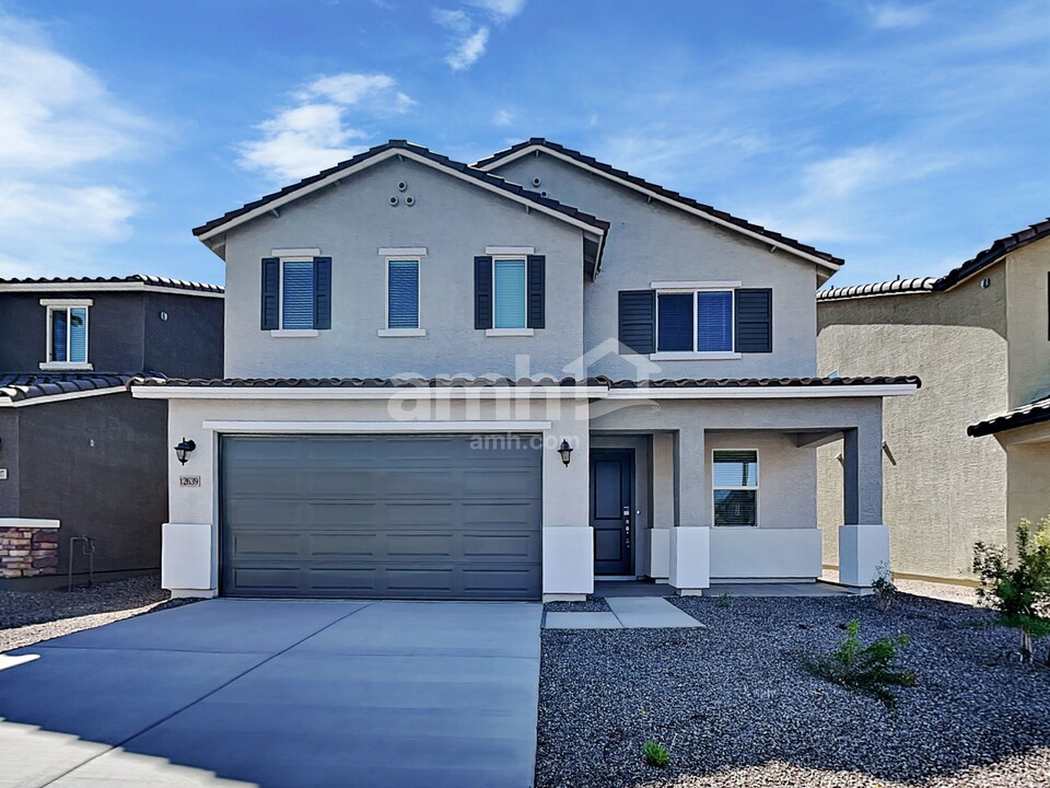 12639 W Flynn Ln in Glendale, AZ - Foto de edificio