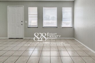 600-604 S 7th St in Noble, OK - Building Photo - Building Photo