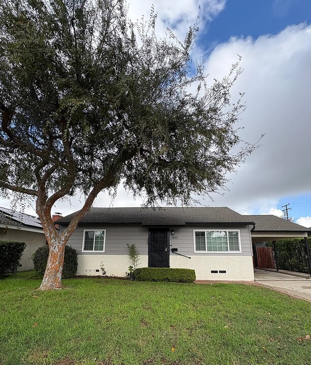 1843 Santa Fe Ave in Torrance, CA - Foto de edificio