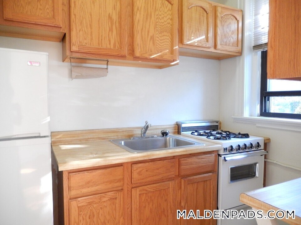 17-19 Washington St. in Malden, MA - Building Photo