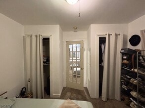 22 Hillcrest Rd in Warren, NJ - Building Photo - Building Photo