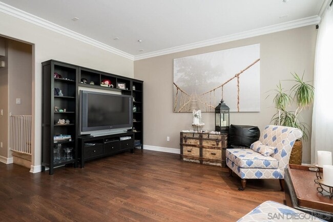 property at 10428 Duxbury Ln