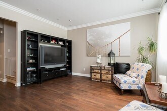 10428 Duxbury Ln in San Diego, CA - Building Photo - Building Photo