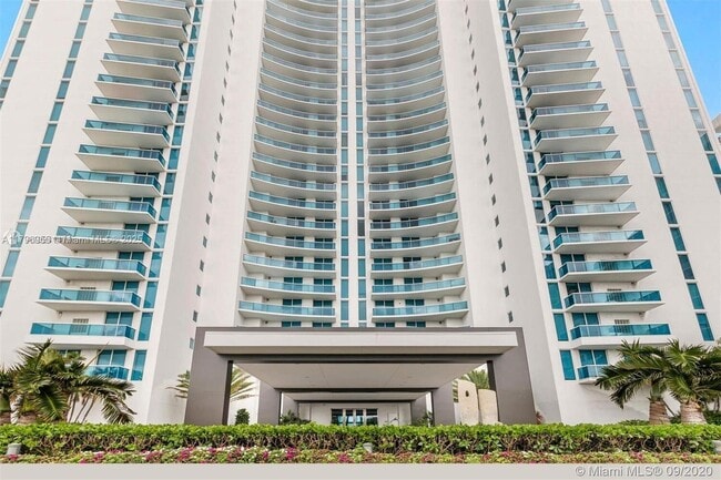 property at 2711 S Ocean Dr