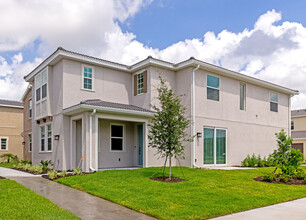 BB Living Antigua at Lakewood Ranch in Lakewood Ranch, FL - Foto de edificio - Building Photo