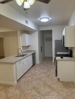 24909 Madison Ave, Unit 2513 in Murrieta, CA - Building Photo