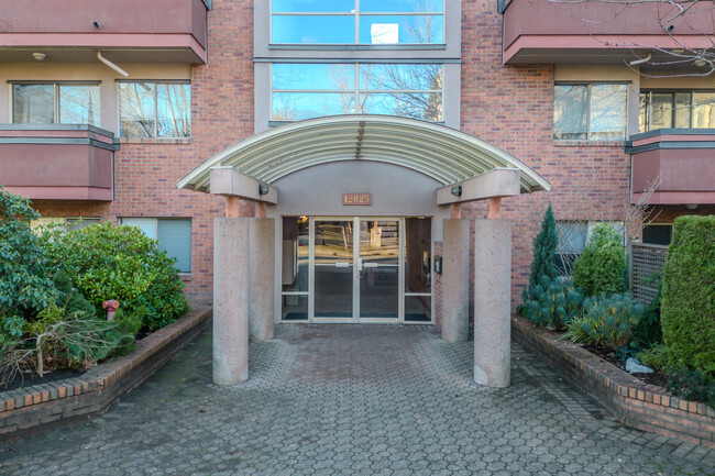 the Atrium in Maple Ridge, BC - Building Photo - Building Photo