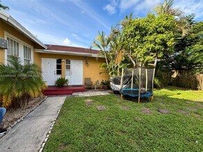 1929 Fillmore St in Hollywood, FL - Building Photo - Building Photo
