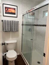 16912 Pacific Coast Hwy, Unit 201 in Sunset Beach, CA - Foto de edificio - Building Photo