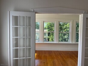 31 1st St in Midland Park, NJ - Building Photo - Building Photo