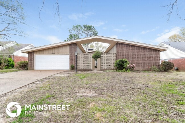 property at 2276 Sutherland Dr