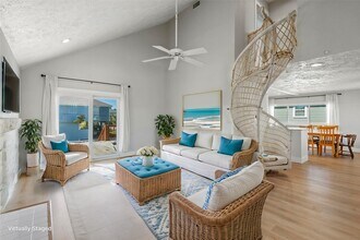 4034 Reeves Dr in Galveston, TX - Building Photo - Building Photo