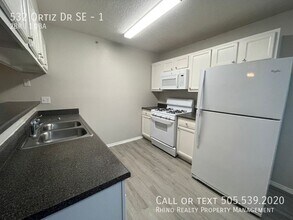 532 Ortiz Dr SE in Albuquerque, NM - Building Photo - Building Photo
