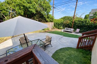 5032 Rockford Dr in San Diego, CA - Building Photo