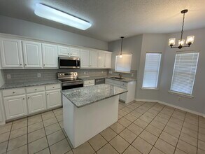 9806 Genoa Ave in Lubbock, TX - Building Photo - Building Photo