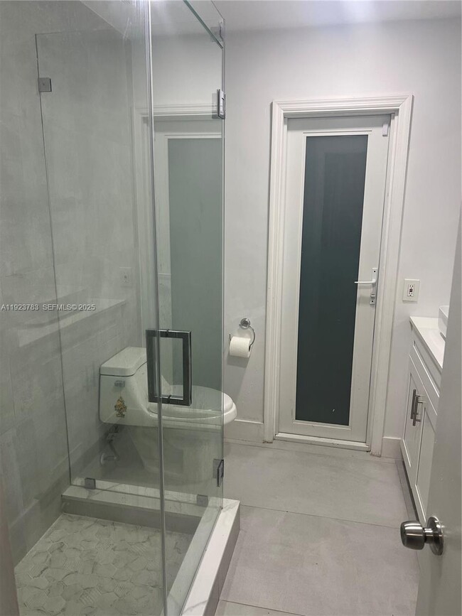 8420 NW 24th Ct in Sunrise, FL - Building Photo - Building Photo