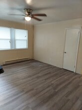 2629 Uwharrie Rd in High Point, NC - Building Photo - Building Photo