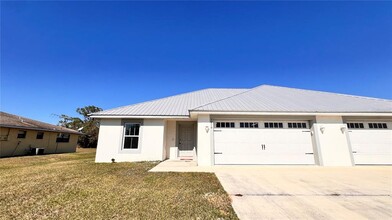 7817 Valencia Rd in Sebring, FL - Building Photo - Building Photo